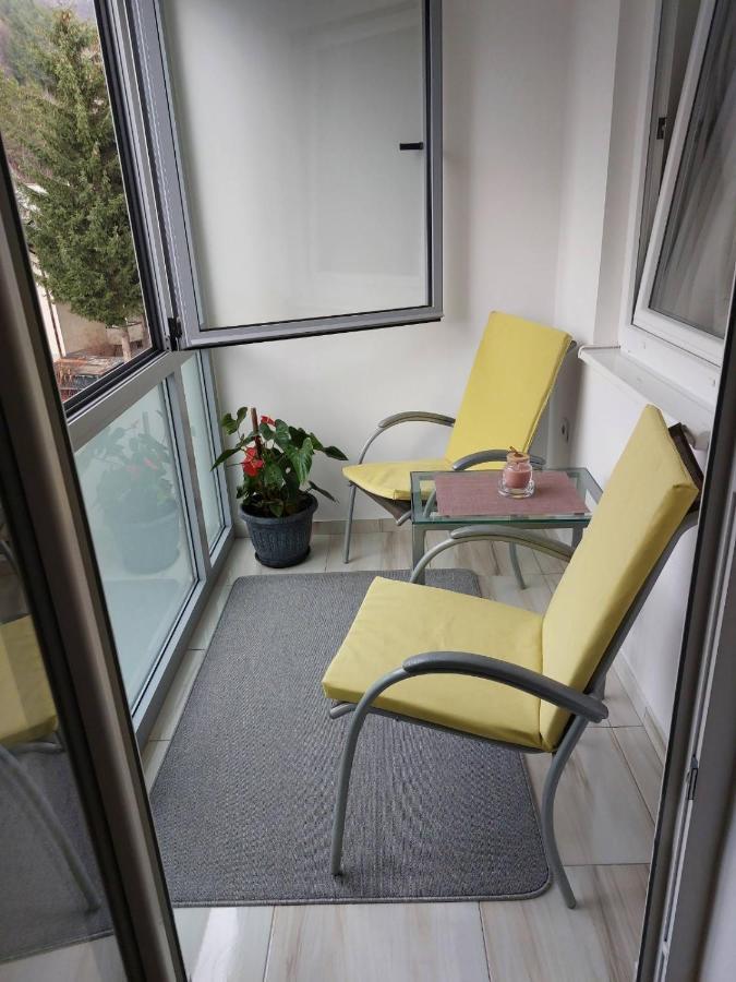 Apartment Yesa Травник Екстериор снимка