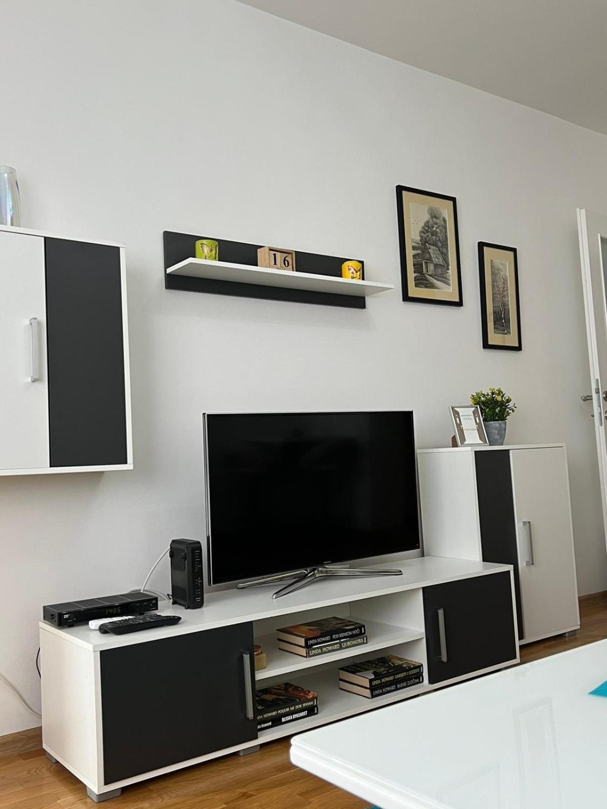 Apartment Yesa Травник Екстериор снимка